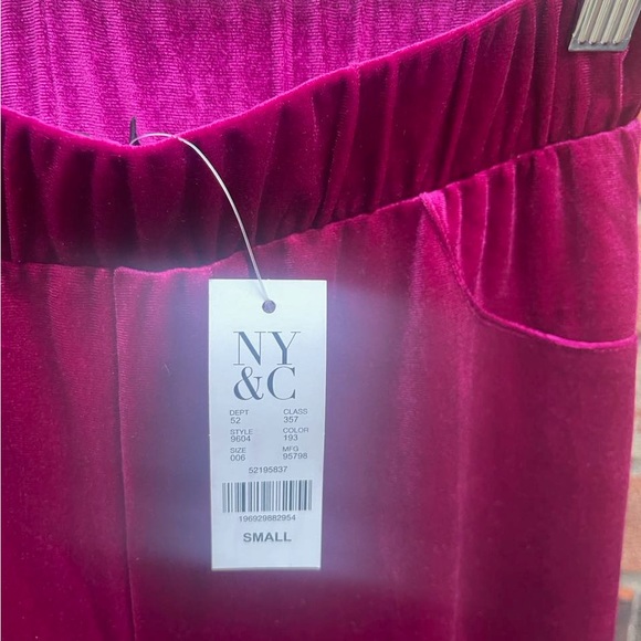 New York & Company pants - Picture 4 of 4